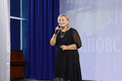 Известные артисты встретились с жителями Волгоградской области