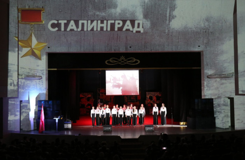 В Михайловке показали представление о победе под Сталинградом