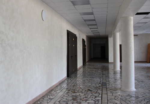 Во Фроловском ДК отремонтировали фойе