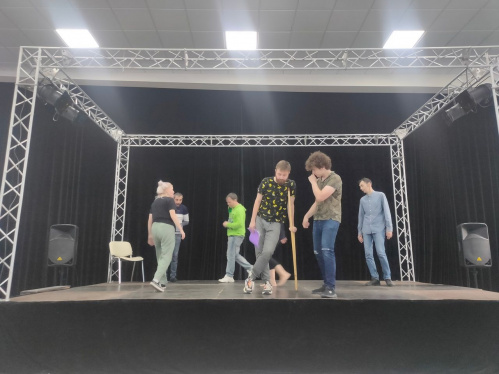 В Волжском драмтеатре к началу нового сезона обновили зал и сцену