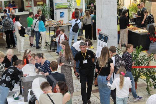 На Библионочь в библиотеку имени Горького пришли порядка 3,5 тысяч человек.