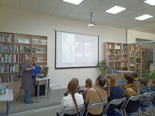 В Камышинской модельной библиотеке школьников знакомят с детской классикой