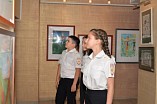 В Волгограде проходит выставка рисунков о футболе детей со всей России