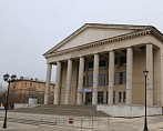 В Волгограде проходит реконструкция фасадов ДК Тракторозаводского района