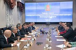 Андрей Бочаров рассмотрел с экспертами вопросы развития сферы культуры Андрей Бочаров рассмотрел с экспертами вопросы развития сферы культуры