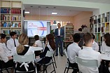 В Палласовской модельной библиотеке школьникам рассказали об избирательных правах В Палласовской модельной библиотеке школьникам рассказали об избирательных правах
