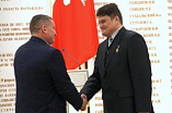 Волгоградском артисту Владимиру Ташлыкову вручили государственную награду Волгоградском артисту Владимиру Ташлыкову вручили государственную награду